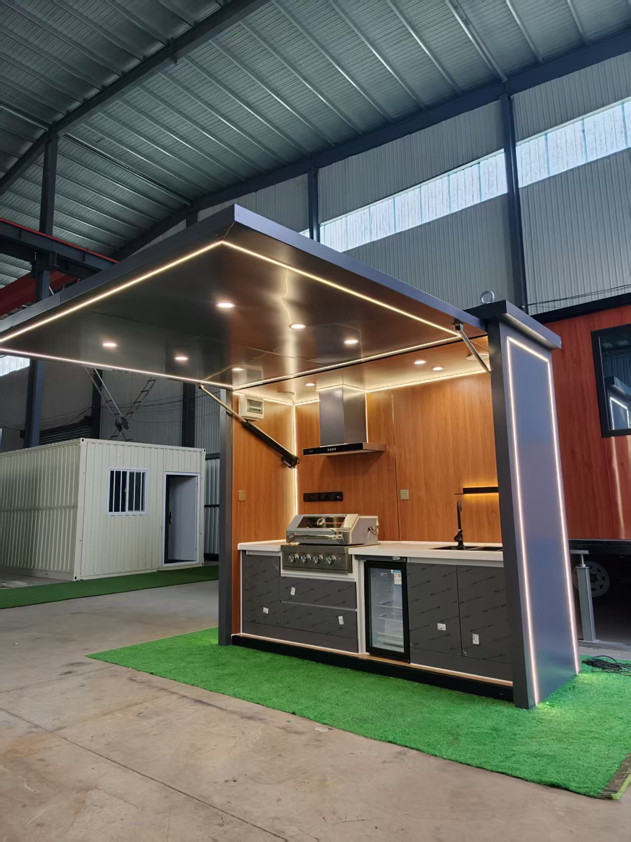 Prefab Modular Outdoor Container Kitchen With Folding Awning LED Light Built-in Grill Sink Refrigerator For Backyard Villa
